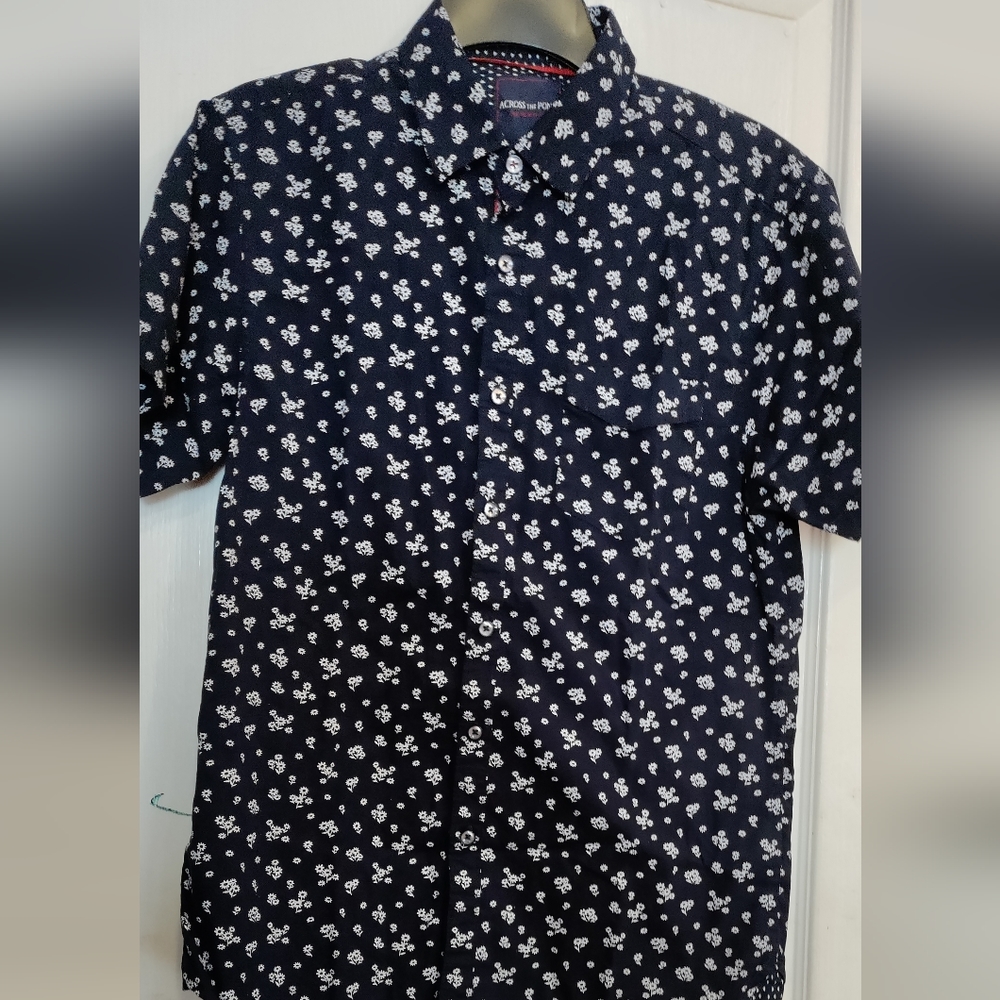 Men's shirt.
